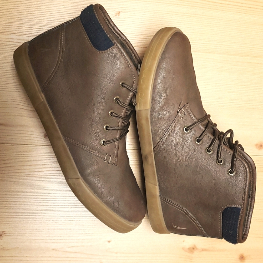 Nautica boots boys size 7